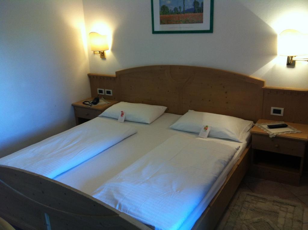 Single Room,60482572:JPEG