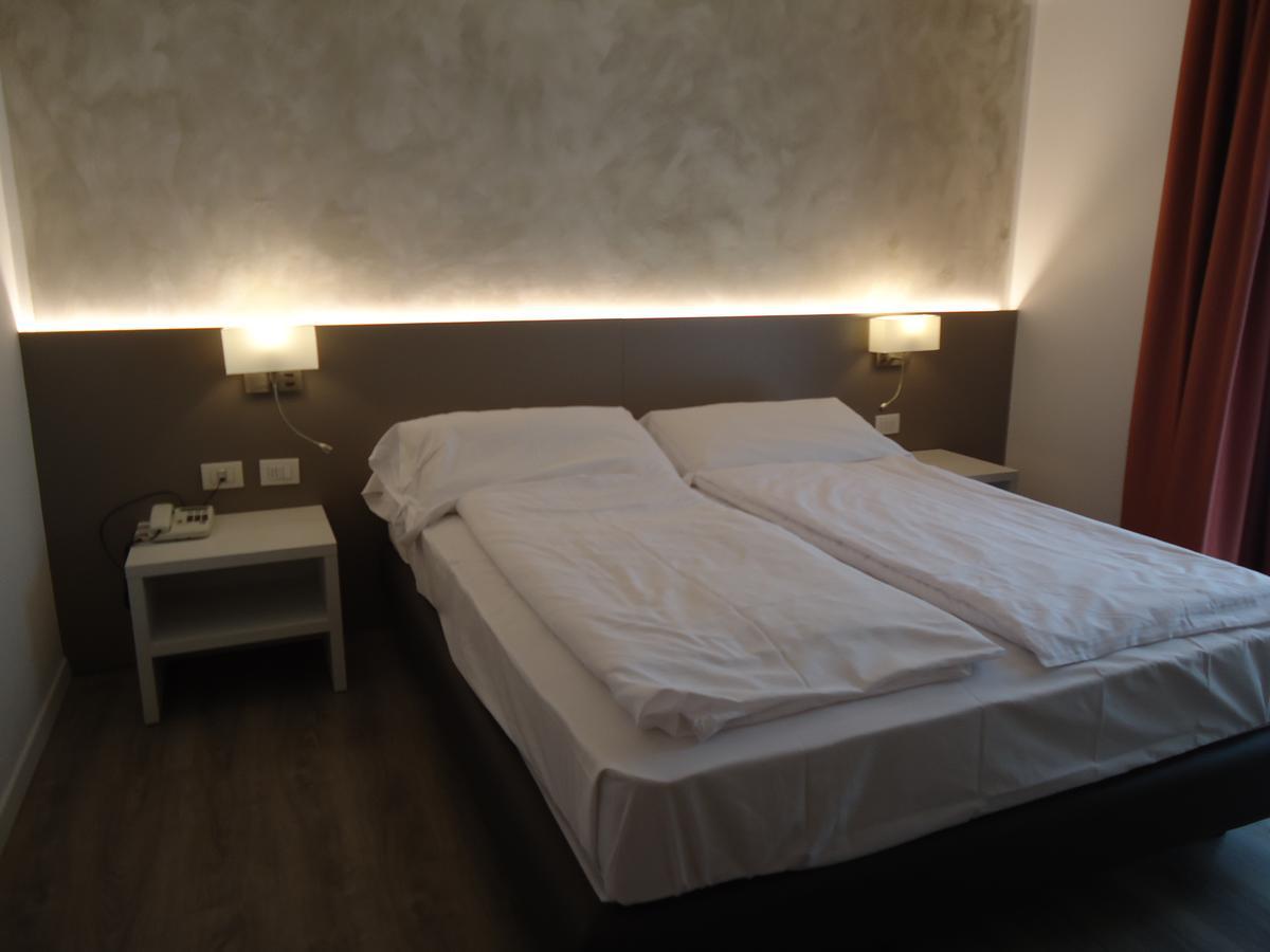 Double or Twin Room Ground Floor Garden