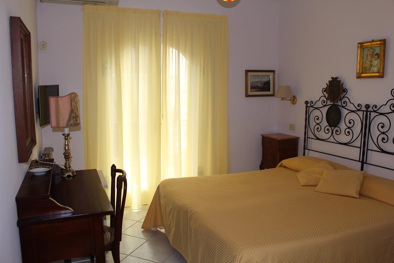 Superior Double or Twin Room Balcony Side Sea View