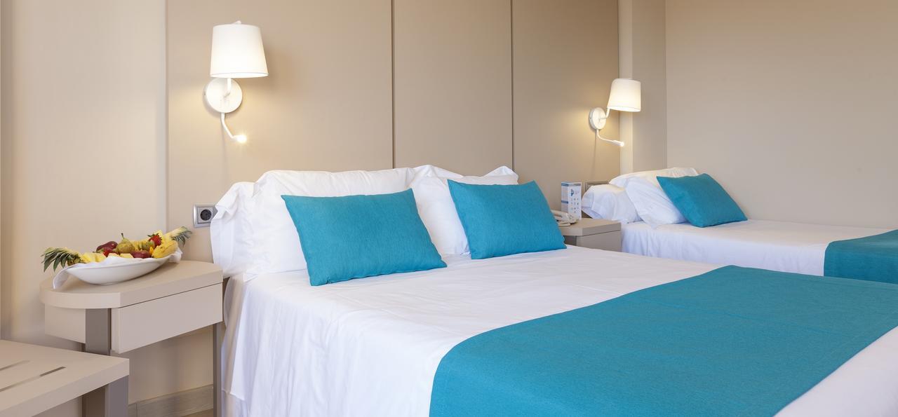 Chambre Triple (2 Adultes & 1 Enfant)