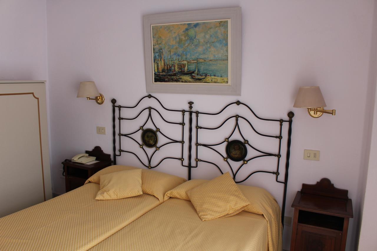 Standard Double or Twin Room Balcony Side Sea View