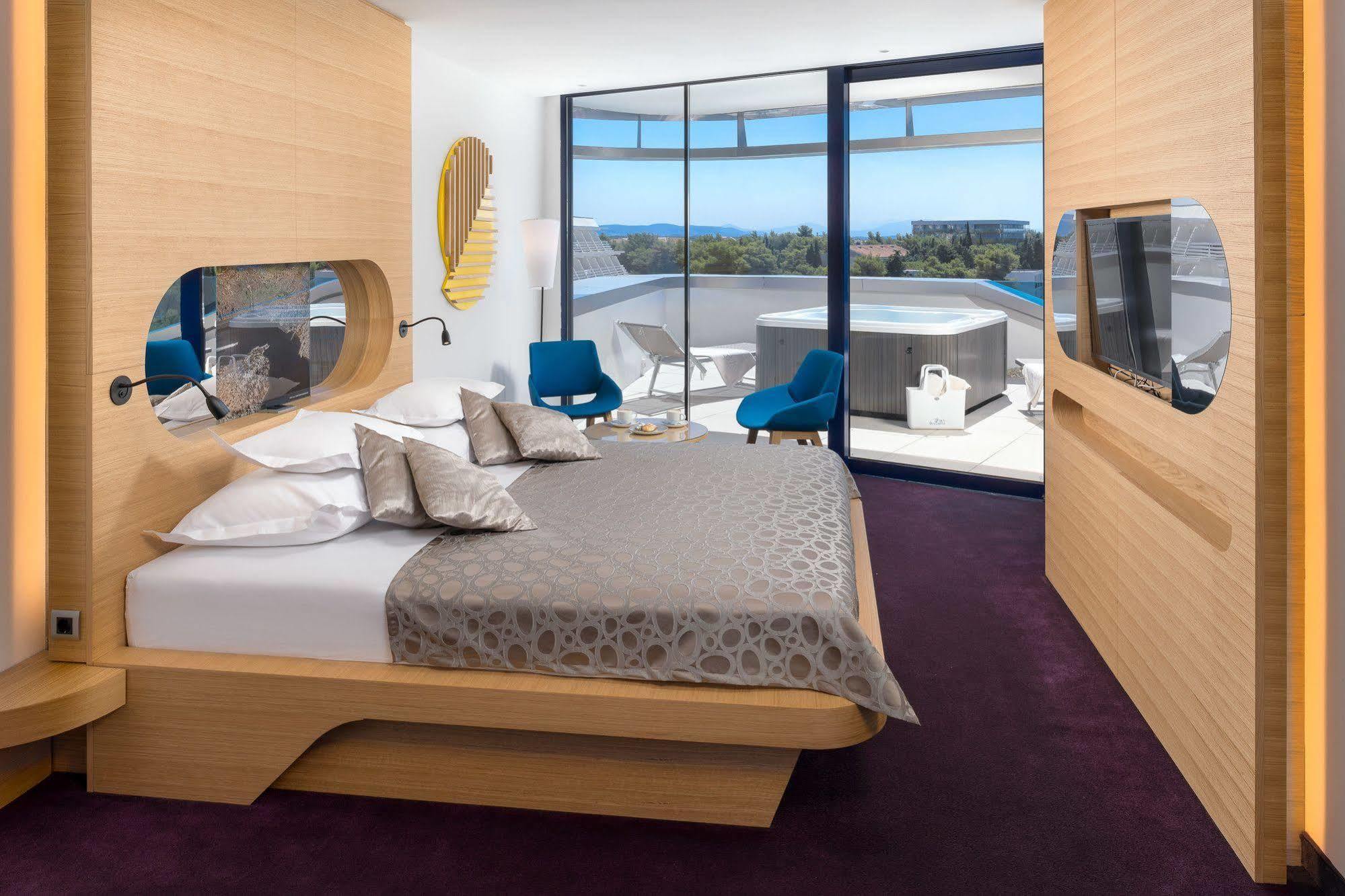 Grand Spa Suite Sea View