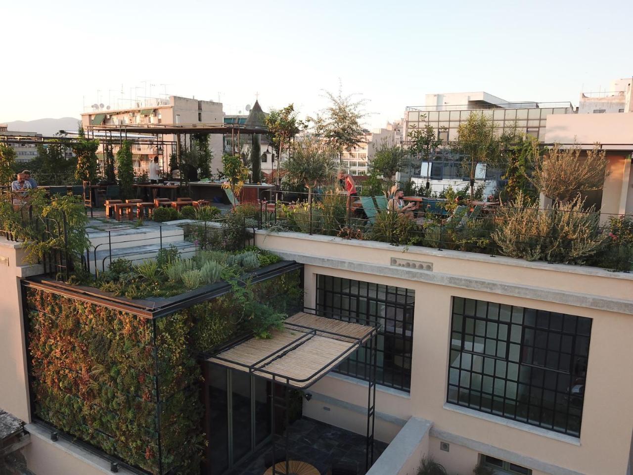 Apartment with Garden View