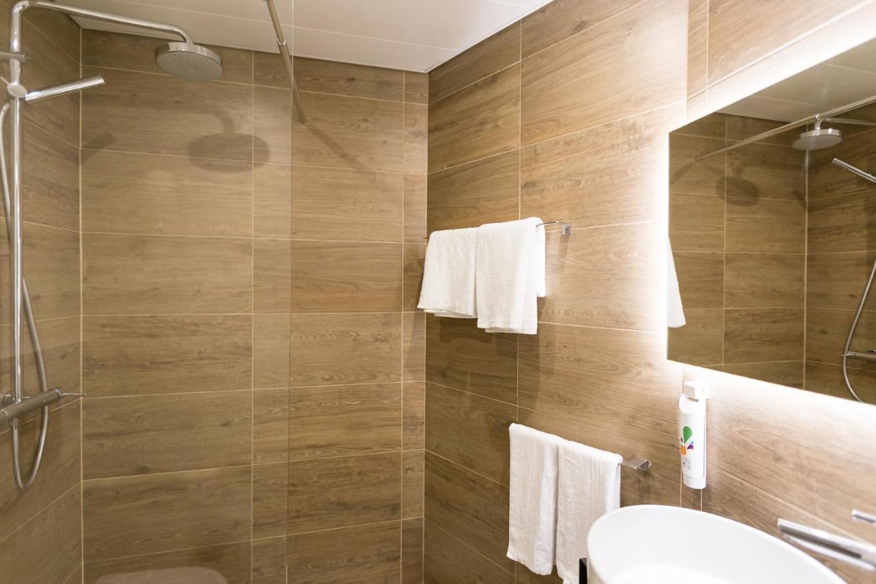 Quarto Duplo Superior com Varanda