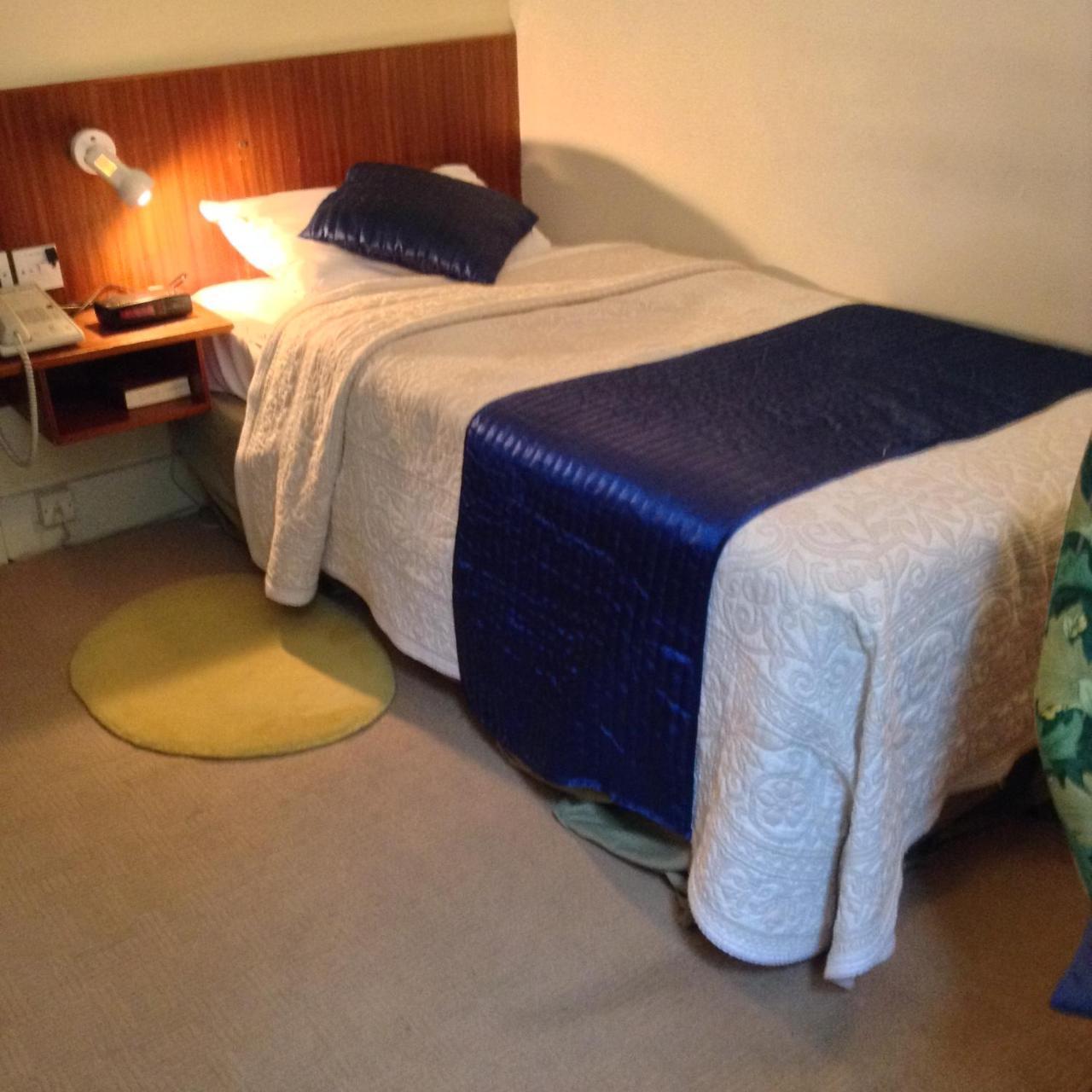 Habitación Individual estándar con baño privado