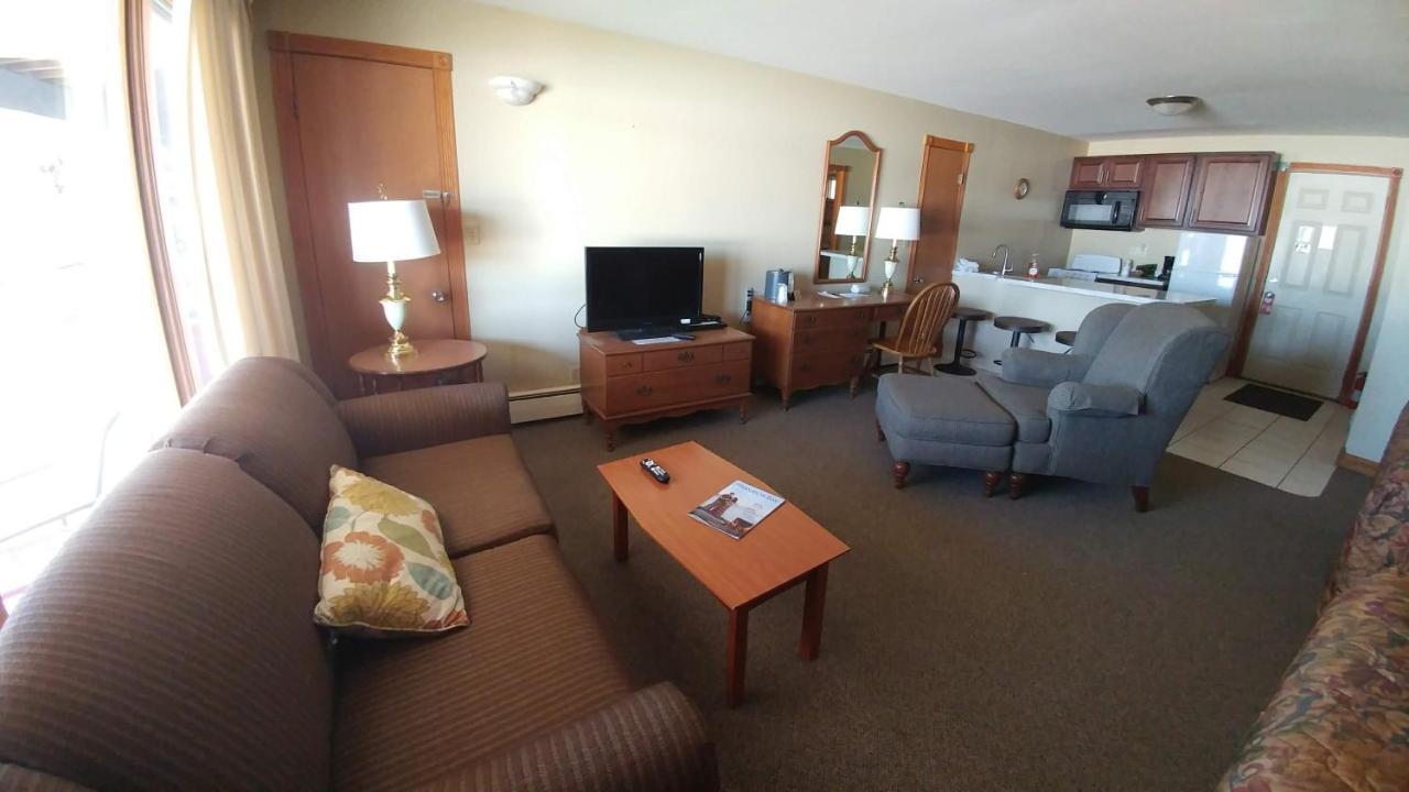 Deluxe Queen Room,776708749:JPEG