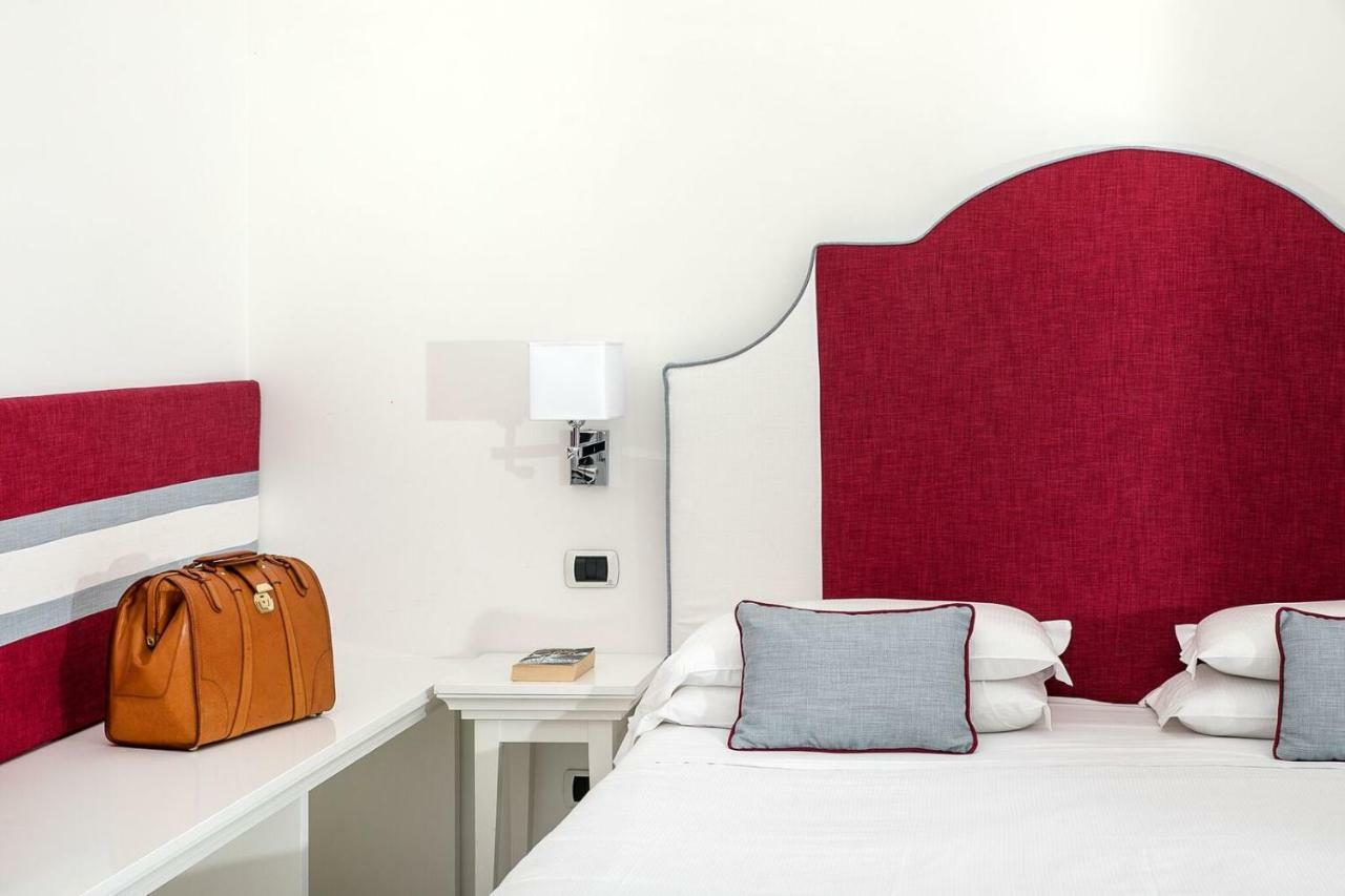 Double or Twin Room with Patio