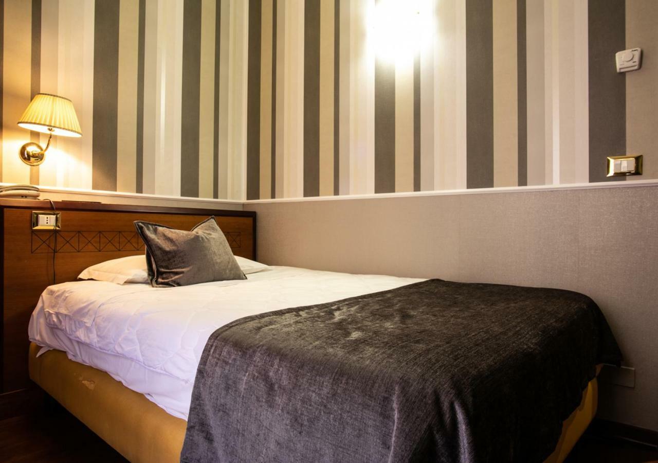 Classic Single Room