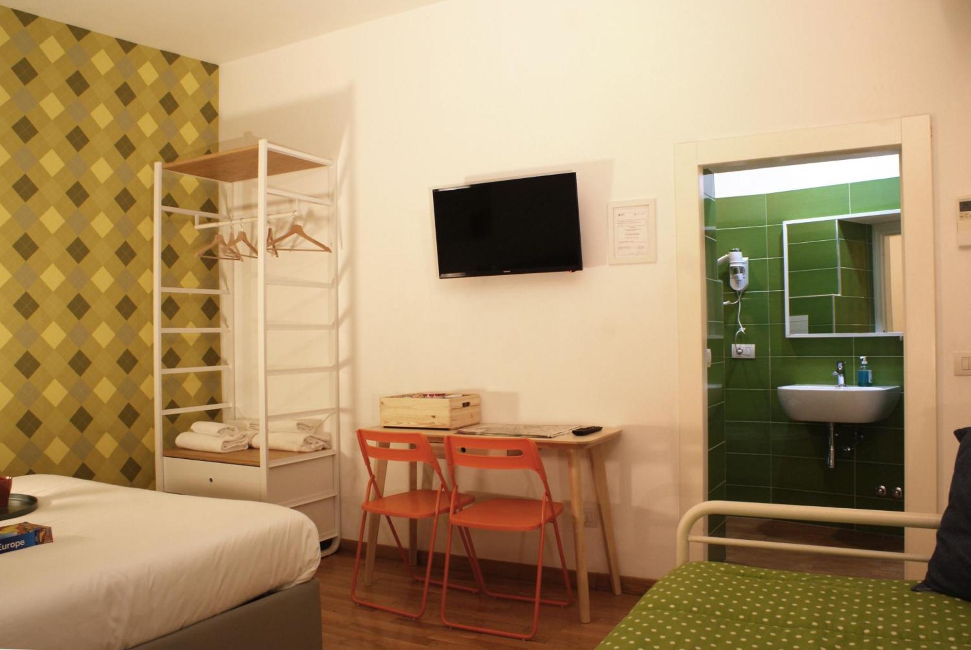 Triple Room Private Bathroom