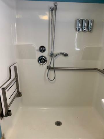 Queen Room - Disability Access