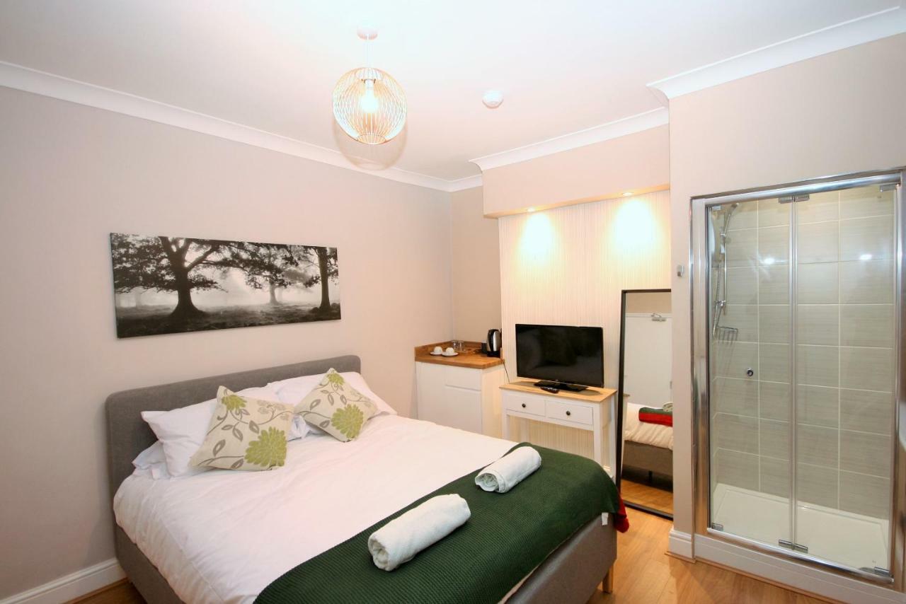 Large Double Room