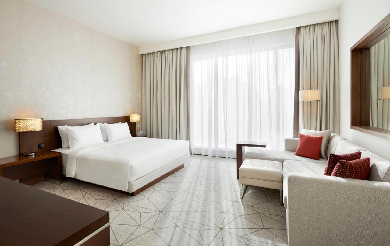 King Room Sofa Bed & on F&B
