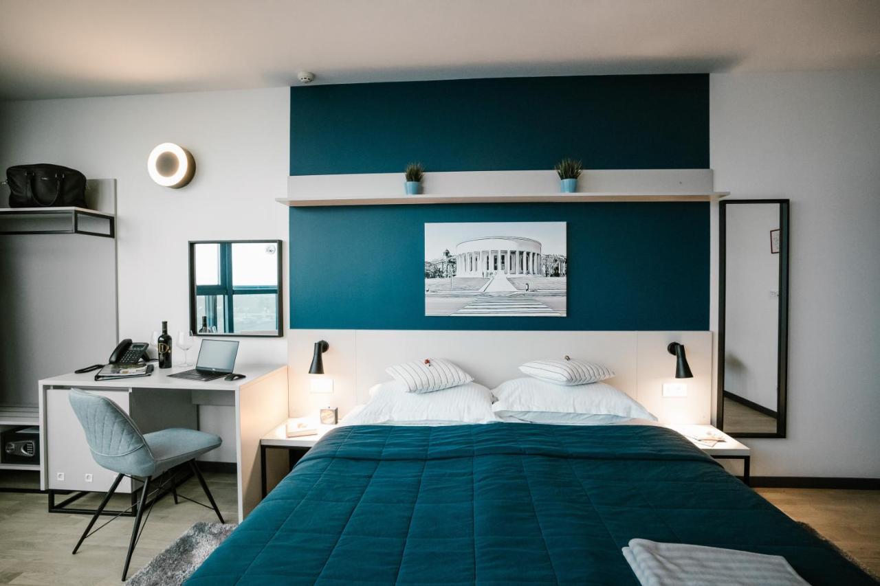 Double or Twin Room City View