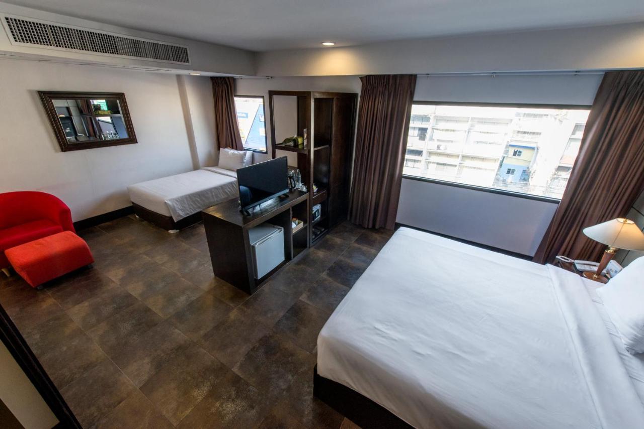 Deluxe Family Room