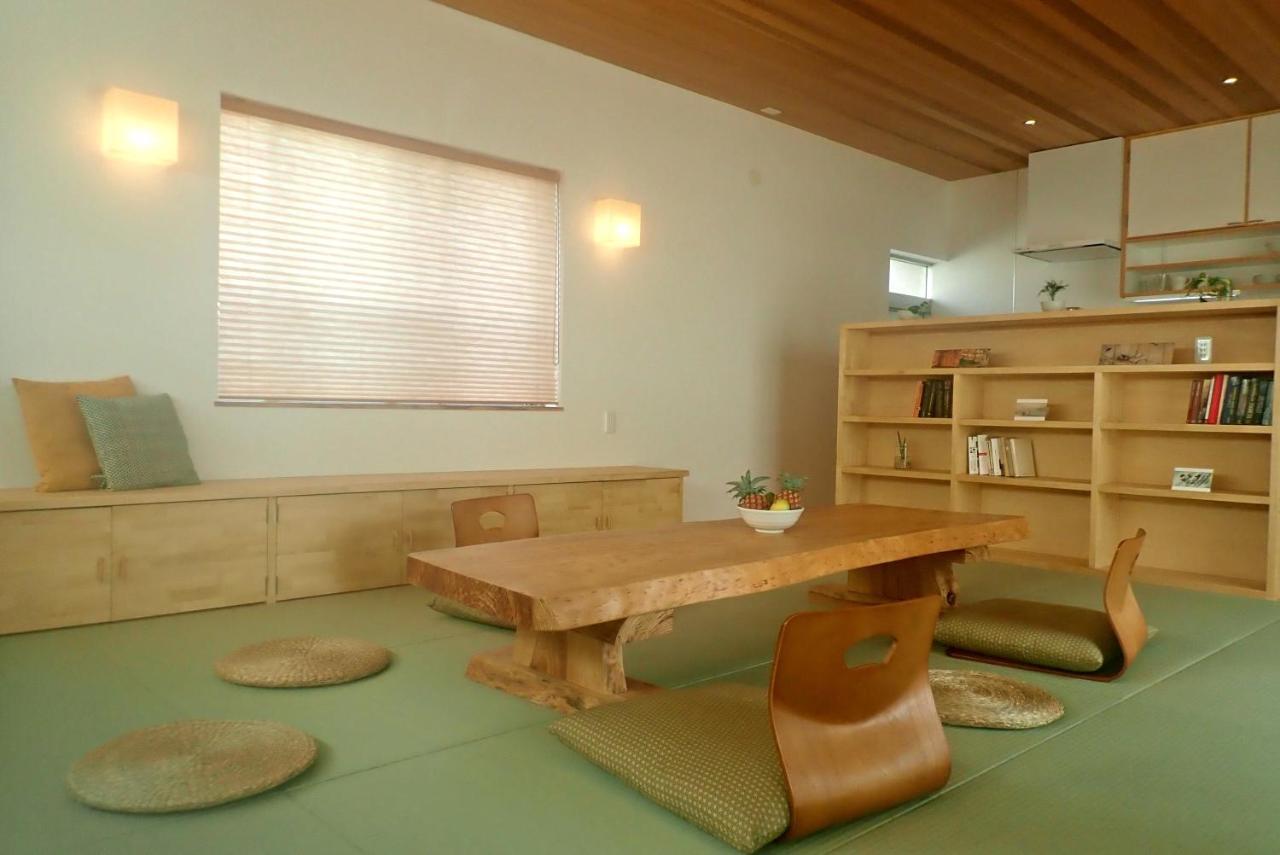Twin Room with Shared Bathroom