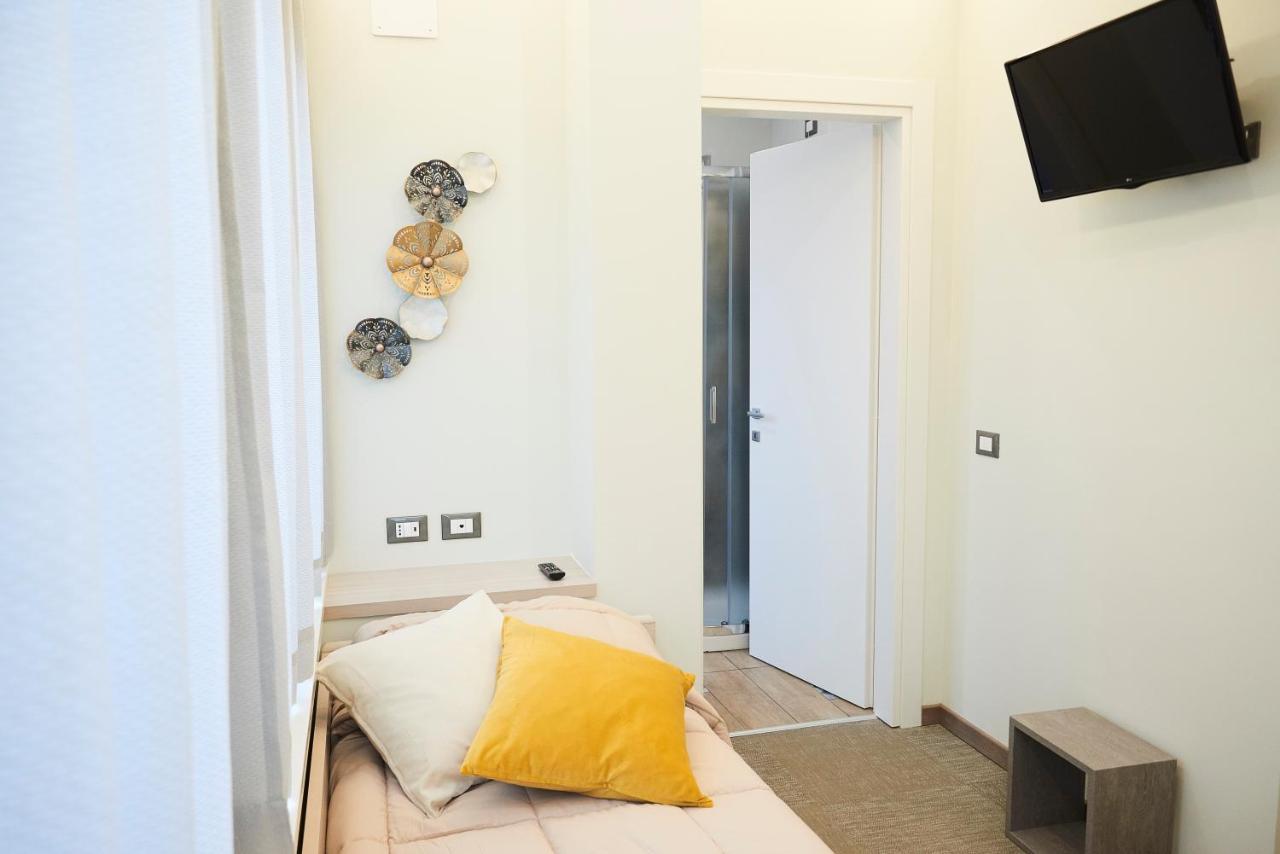 Deluxe Single Room