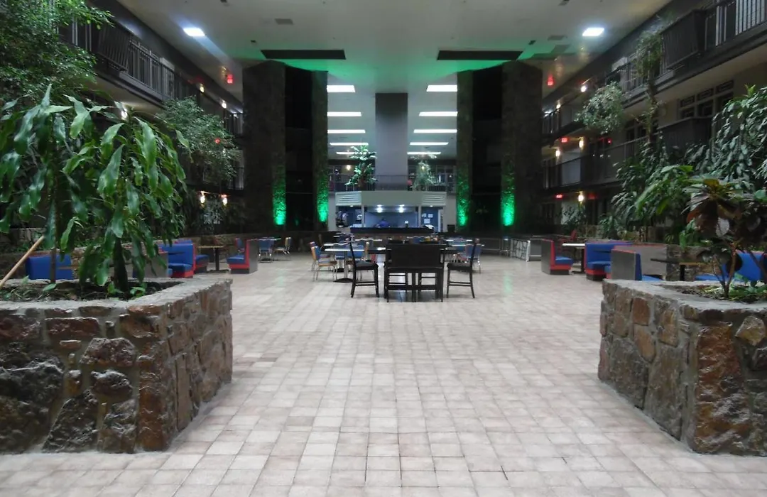 1Hotel-1