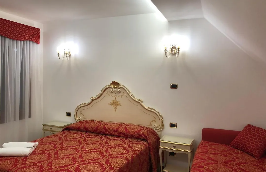 Hotel Leonardo-1