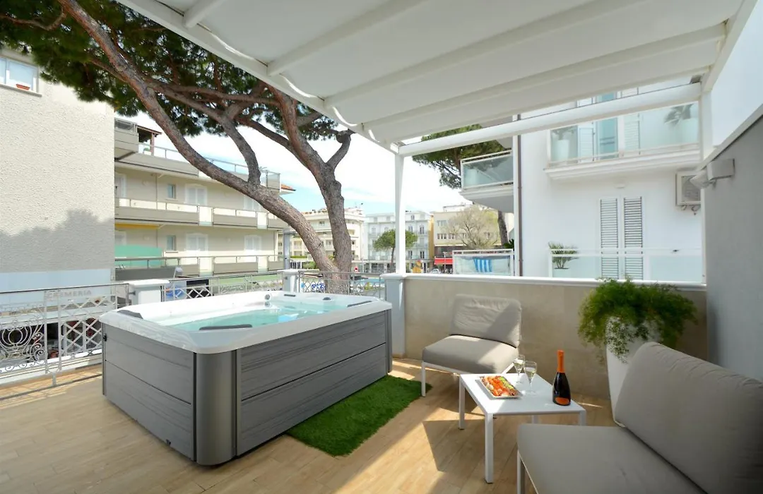 Prime Blue Suite - Appartamenti con jacuzzi privata-1