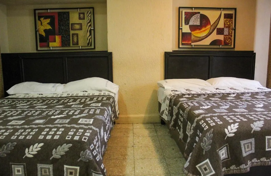 Hotel Regis-1