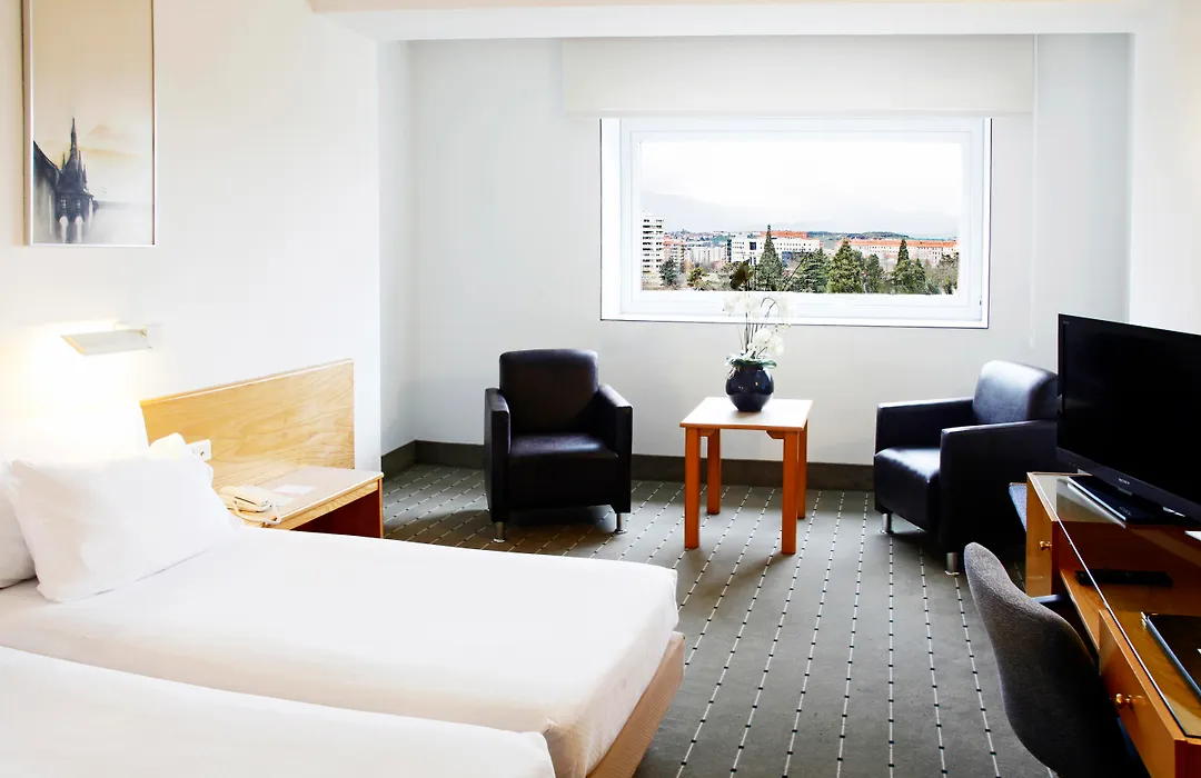 Hotel Tres Reyes Pamplona-1