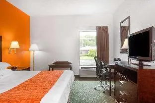 Howard Johnson By Wyndham Beckley-1