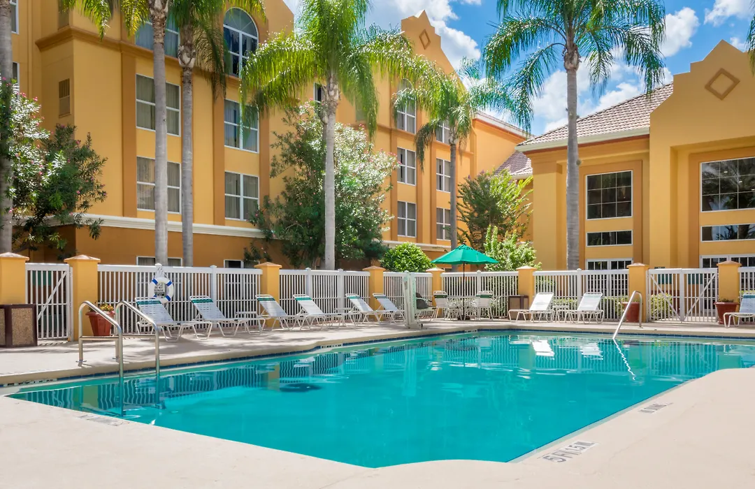 Surestay Plus By Best Western Orlando Lake Buena Vista-1