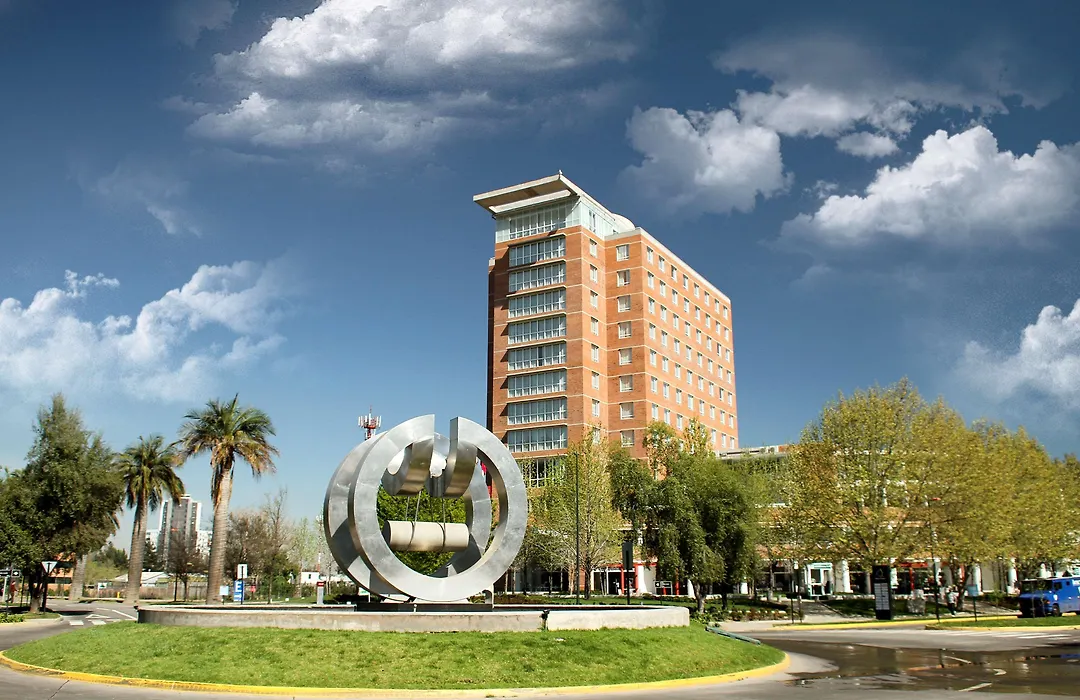 Radisson Ciudad Empresarial Santiago-1
