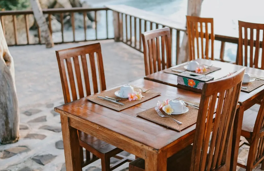 Dini D'Nusa Lembongan-1