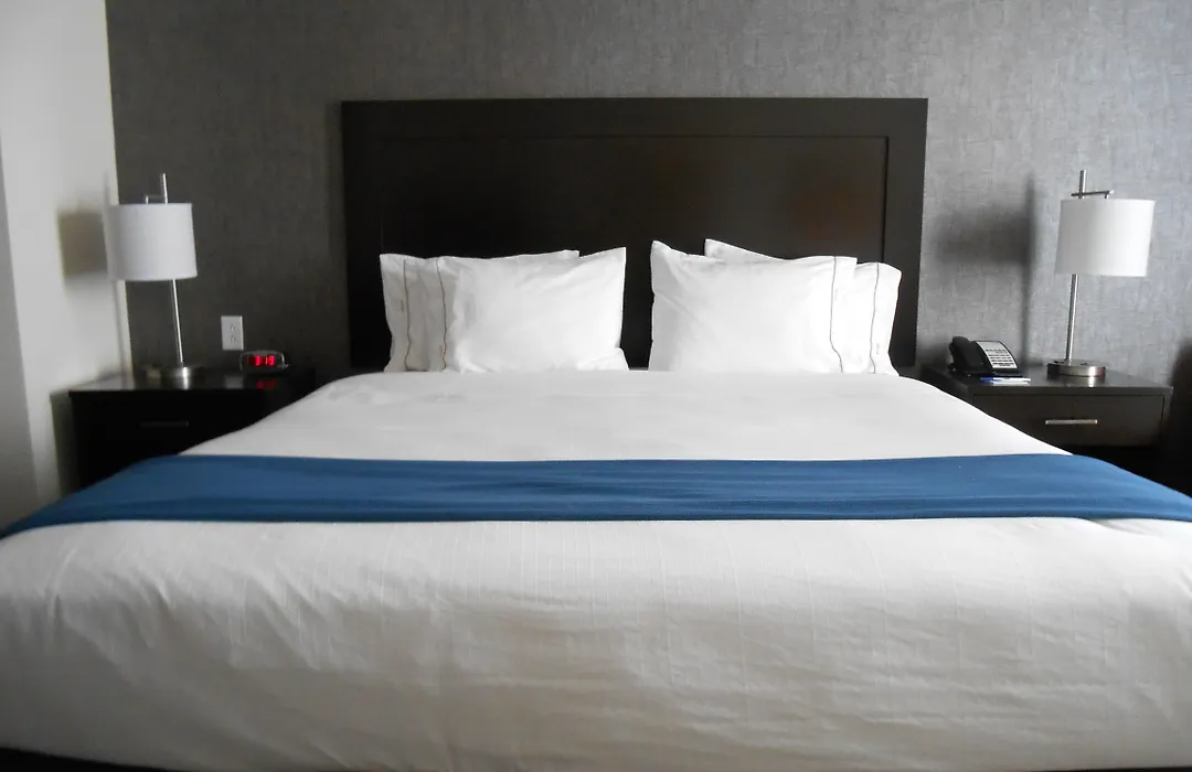 Holiday Inn Express & Suites - Kansas City Ku Medical Center By Ihg-1