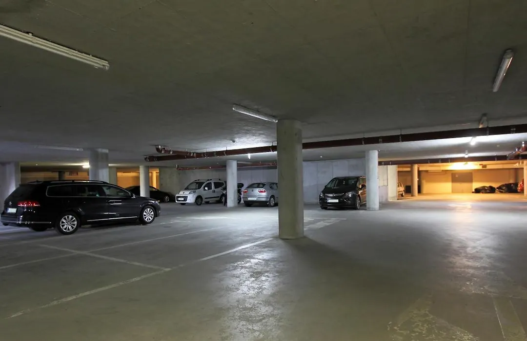 Hotel Kras-1