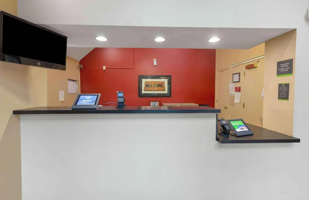 Suburban Studios Cary - Rdu Airport-1