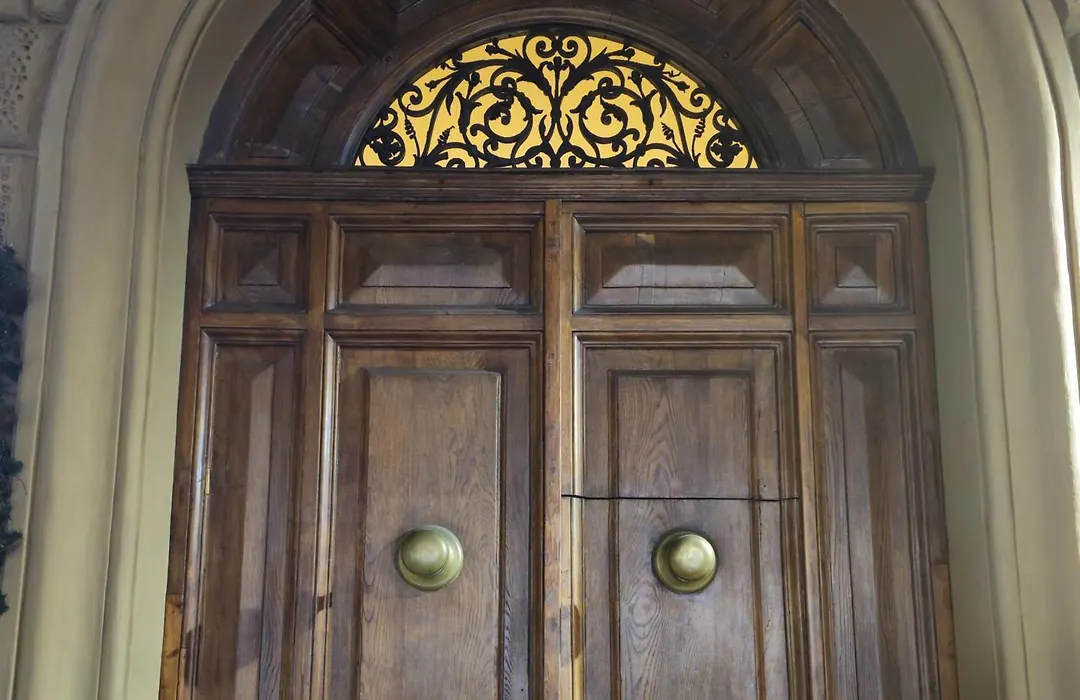 285 Vatican Lodge-1