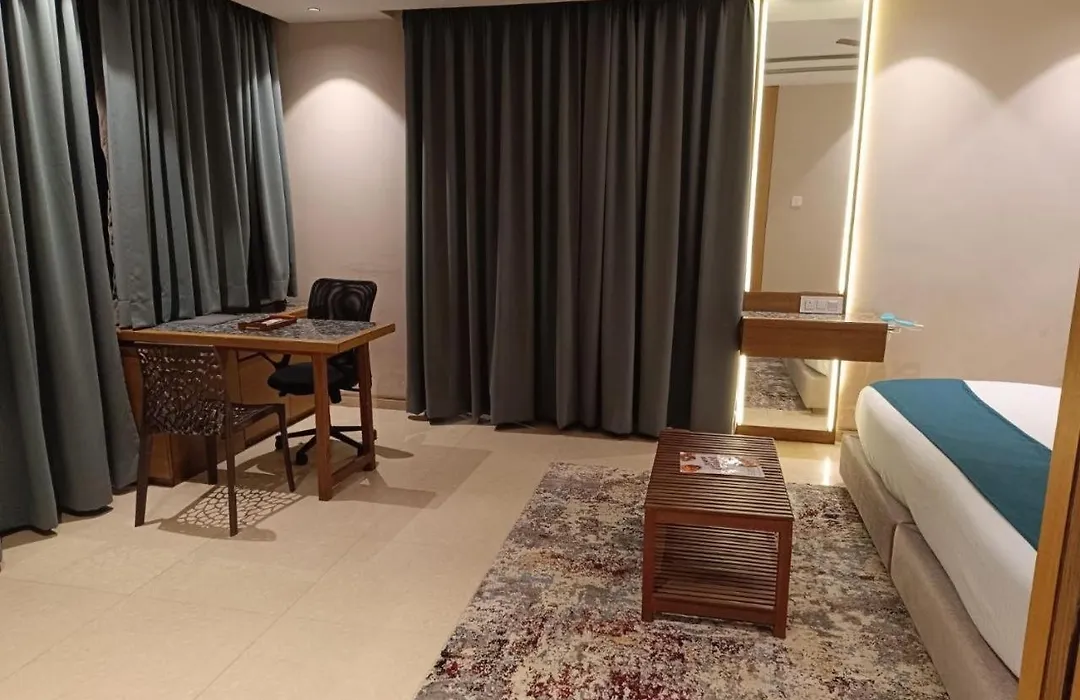 Hotel Mayfair Tower-1