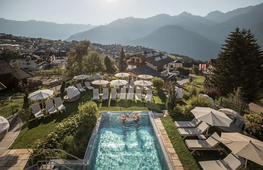 Schlosshotel Fiss-1