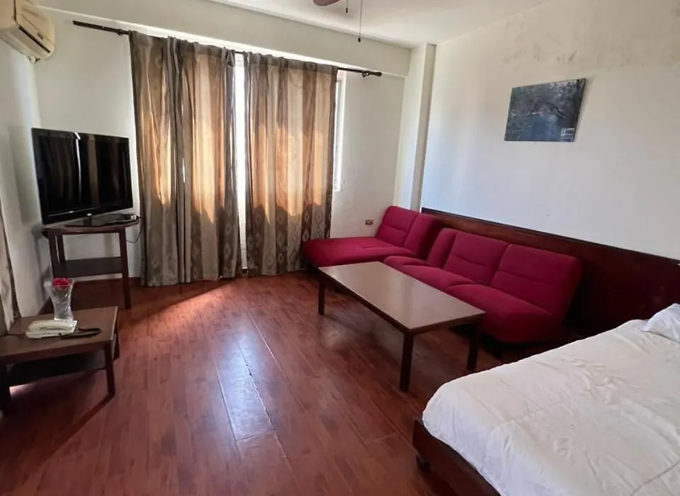 Rawche Universal Apartments-1