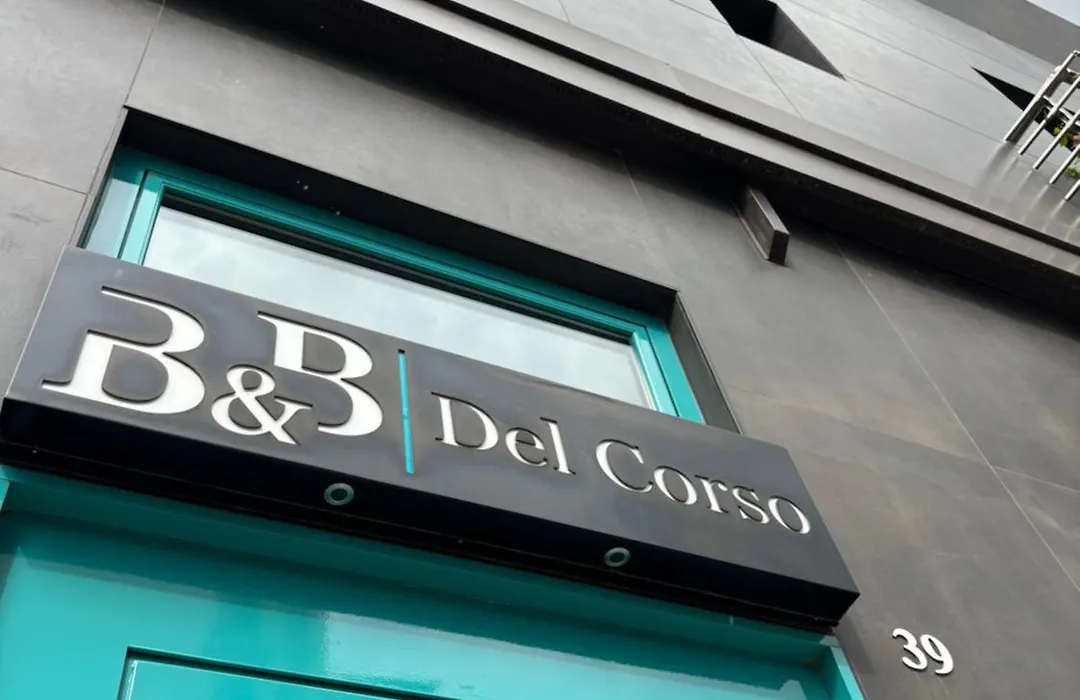 B&B DEL CORSO - Foggia - AMBIENTE SANIFICATO CON GENERATORE DI OZONO E LAMPADE GERMICIDA AD OZONO PER LA DISINFEZIONE DI ARIA E AMBIENTI - Parcheggio Custudito a pagamento - Netlifix TV-1