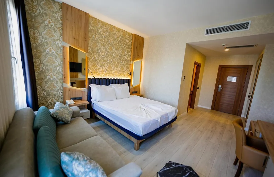 Isnova Hotel Airport-1
