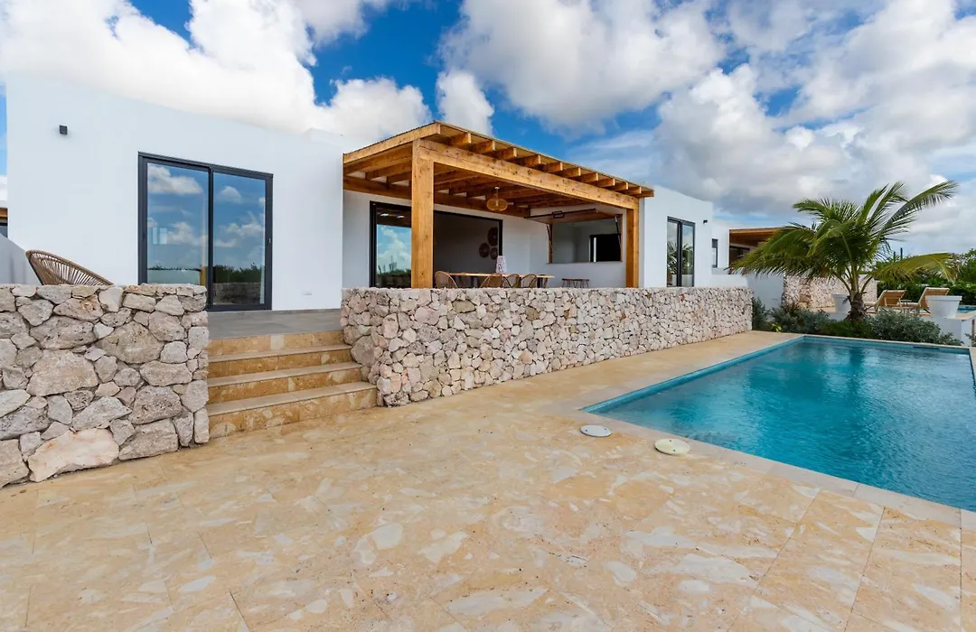 Luxury Villa With Privacy And Private Swimming Pool-1