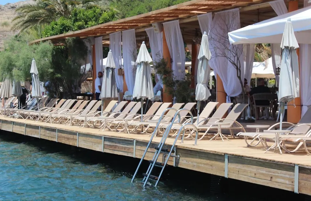 Moon Beach&Hotel-1