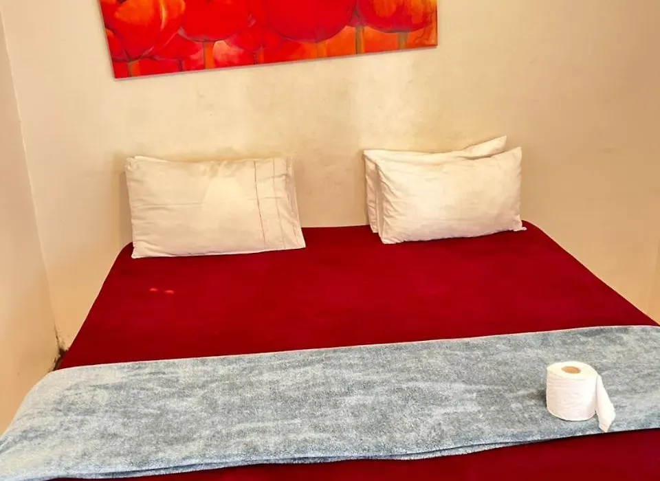 Wampex Guest House In Port Elizabeth R400 Night-1