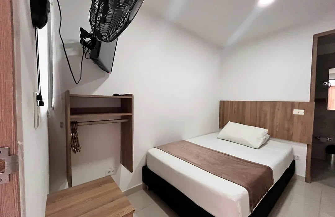 Hotel Sie7E-1