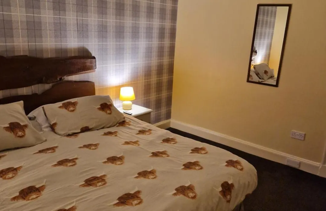 Neidpath Inn-1