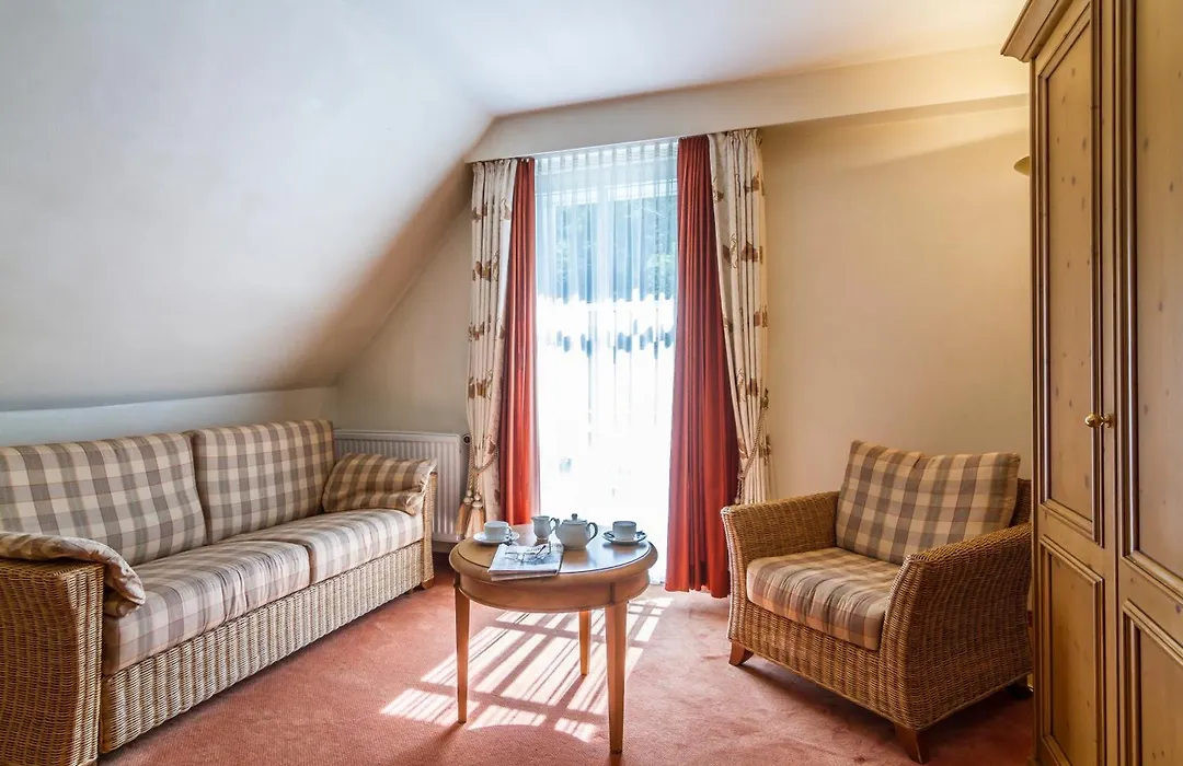 Waldhotel Bad Sulzburg-1