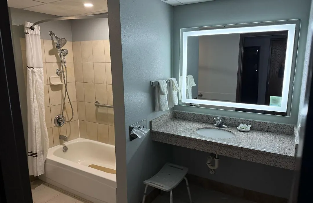 Americinn By Wyndham Woodstock Il-1