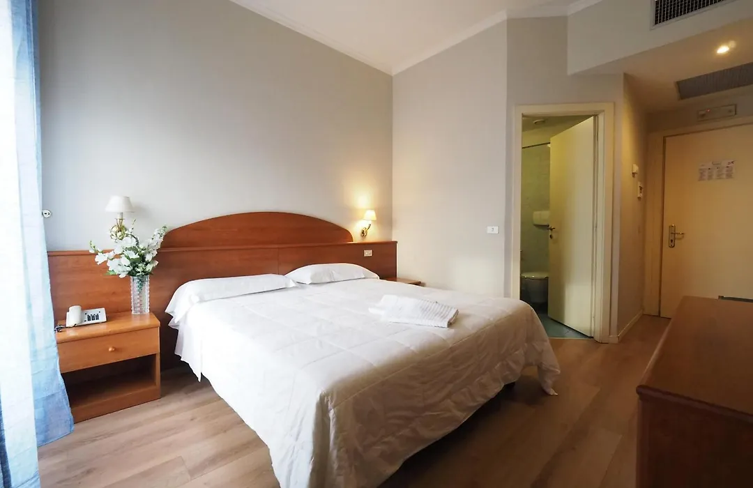 Hotel Laura-1