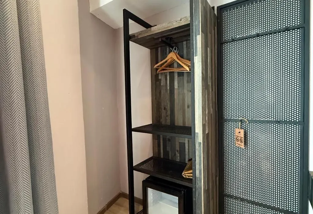 Rest And Comfort Boutique Hotel-1