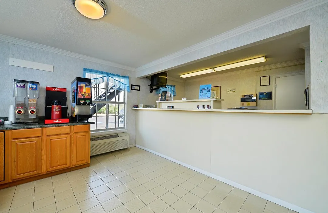 Americas Best Value Inn-Winnsboro-1