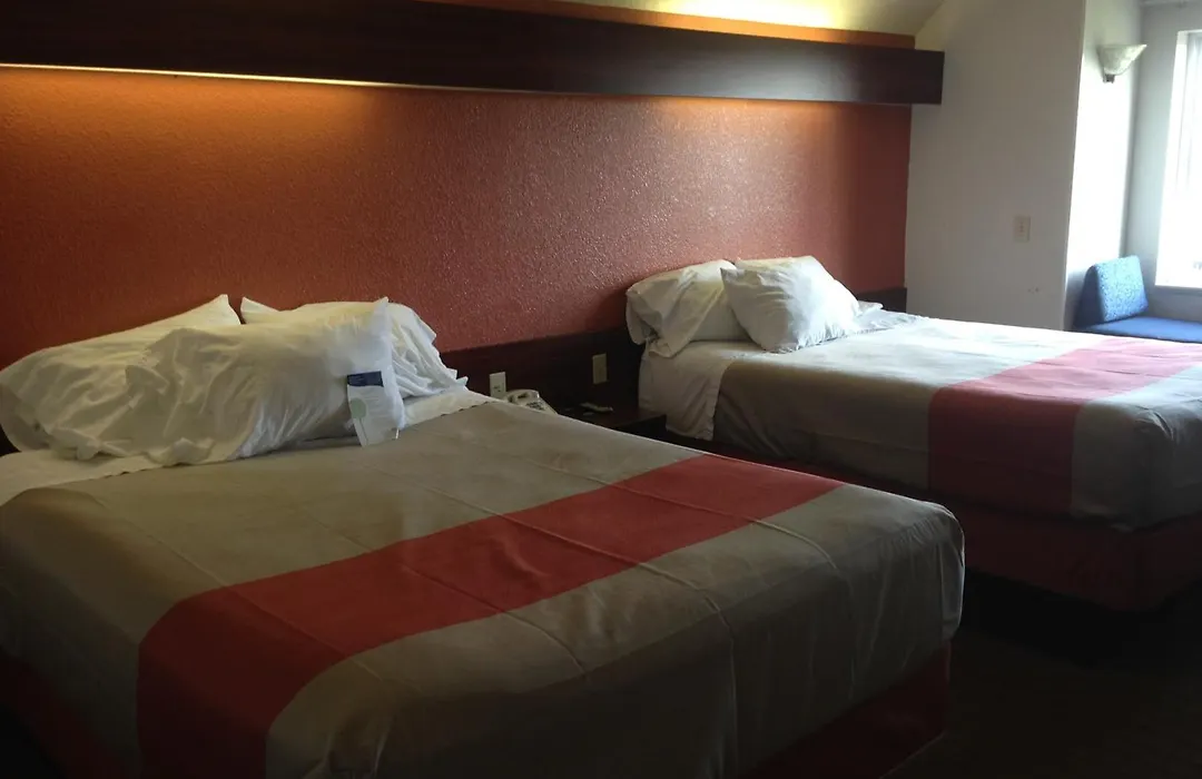 Motel 6-Olathe, Ks-1
