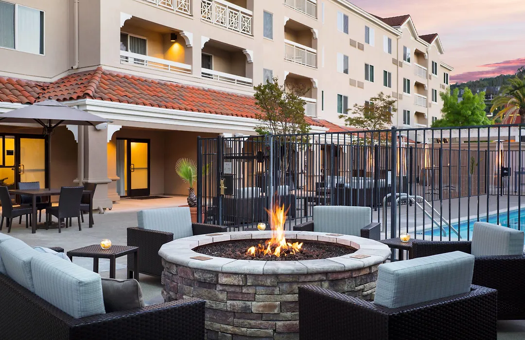Courtyard Novato Marin/Sonoma-1